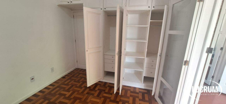 Imagem Casa com 3 Quartos para Alugar, 300 m² em Laranjeiras - Rio De Janeiro Imagem Casa com 3 Quartos para Alugar, 300 m² em Laranjeiras - Rio De Janeiro