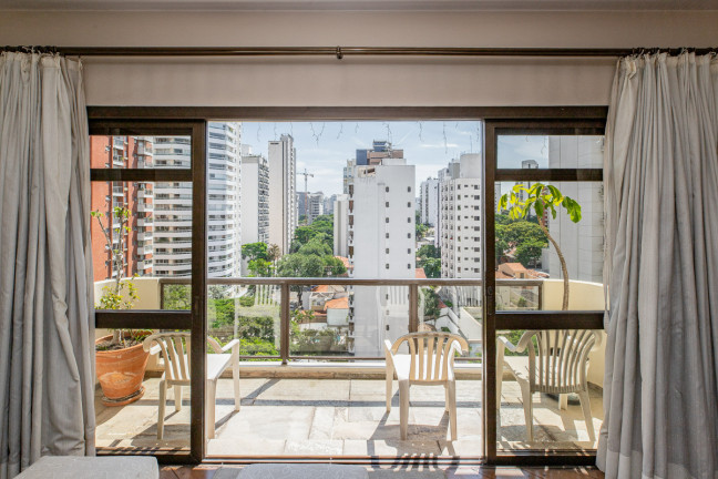 Imagem Apartamento com 4 Quartos à Venda, 185 m² em Moema - São Paulo Imagem Apartamento com 4 Quartos à Venda, 185 m² em Moema - São Paulo