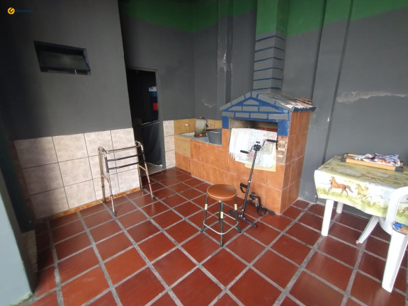 Imagem Casa com 4 Quartos à Venda, 324 m² em Balneário - Florianópolis Imagem Casa com 4 Quartos à Venda, 324 m² em Balneário - Florianópolis