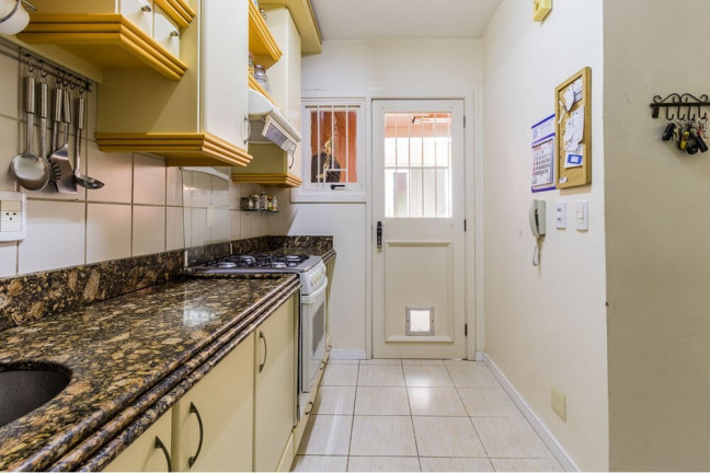Imagem Casa de Condomínio com 3 Quartos à Venda, 109 m² em Teresópolis - Porto Alegre Imagem Casa de Condomínio com 3 Quartos à Venda, 109 m² em Teresópolis - Porto Alegre
