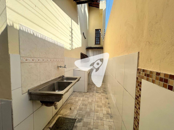 Imagem Casa com 4 Quartos à Venda, 180 m² em Sapiranga - Fortaleza