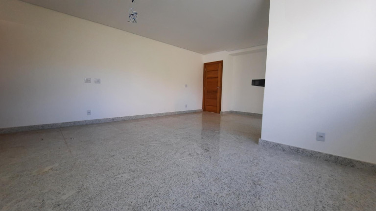 Imagem Casa com 4 Quartos à Venda, 250 m² em Buritis - Belo Horizonte