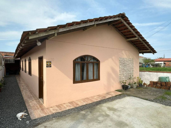 Imagem Casa com 5 Quartos à Venda, 135 m² em Costeira - Balneário Barra Do Sul Imagem Casa com 5 Quartos à Venda, 135 m² em Costeira - Balneário Barra Do Sul