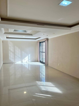 Imagem Casa com 4 Quartos à Venda, em Bauru Imagem Casa com 4 Quartos à Venda, em Bauru