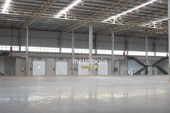Galpão para Alugar, 1.959 m² em Estância Fraternidade - Itaquaquecetuba