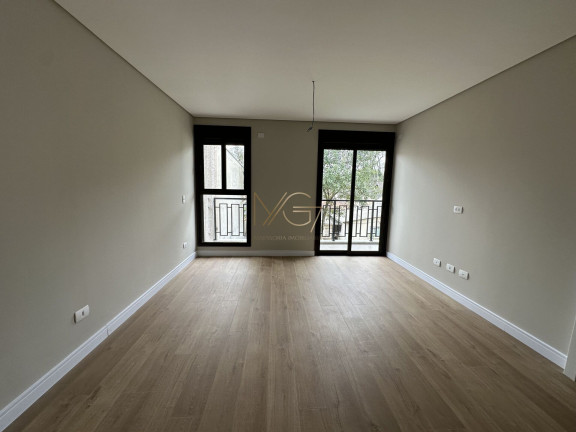Imagem Sobrado com 3 Quartos à Venda, 302 m² em Boa Vista - Curitiba Imagem Sobrado com 3 Quartos à Venda, 302 m² em Boa Vista - Curitiba
