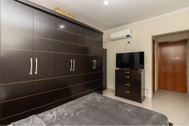 Imagem Casa com 3 Quartos à Venda, 129 m² em Parque Jabaquara - São Paulo Imagem Casa com 3 Quartos à Venda, 129 m² em Parque Jabaquara - São Paulo