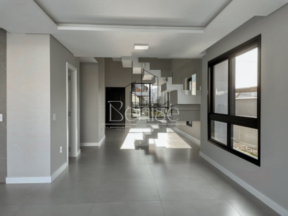 Imagem Casa com 4 Quartos à Venda, 285 m² em Santa Regina - Camboriú