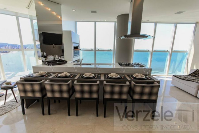 Imagem Apartamento com 4 Quartos à Venda, 330 m² em Centro - Balneário Camboriú Imagem Apartamento com 4 Quartos à Venda, 330 m² em Centro - Balneário Camboriú
