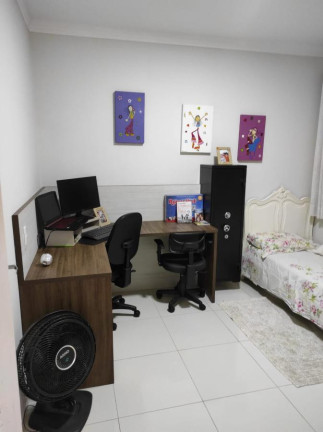 Imagem Casa com 2 Quartos à Venda, 100 m² em Jardim Tupinambá - Maringá Imagem Casa com 2 Quartos à Venda, 100 m² em Jardim Tupinambá - Maringá