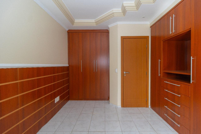 Imagem Casa com 3 Quartos à Venda, 260 m² em Cidade Industrial - Curitiba Imagem Casa com 3 Quartos à Venda, 260 m² em Cidade Industrial - Curitiba