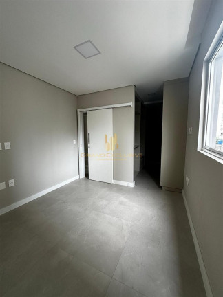 Imagem Apartamento com 2 Quartos à Venda, 93 m² em Centro - Balneário Camboriú