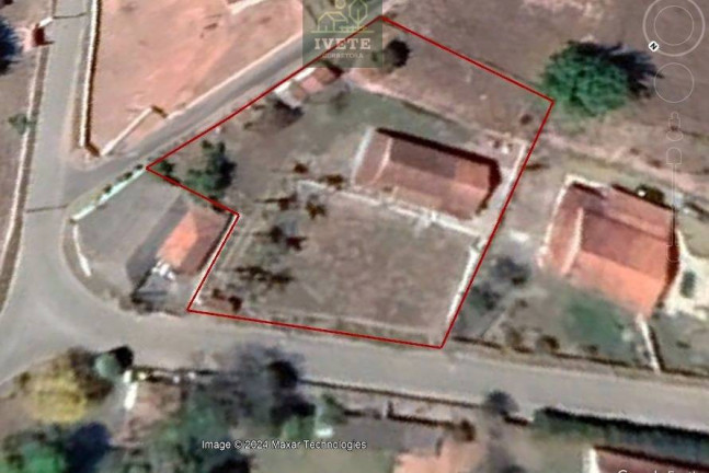 Imagem Casa com 3 Quartos à Venda, 3.000 m² Imagem Casa com 3 Quartos à Venda, 3.000 m²