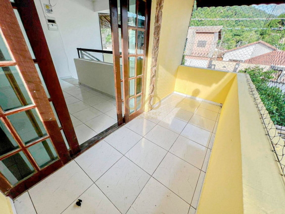 Imagem Casa com 4 Quartos à Venda, 200 m² em Canto Do Forte - Praia Grande Imagem Casa com 4 Quartos à Venda, 200 m² em Canto Do Forte - Praia Grande