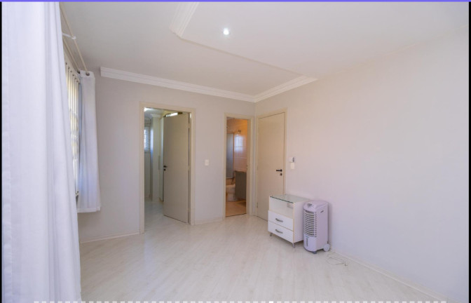 Imagem Sobrado com 3 Quartos à Venda, 140 m² em Campo Comprido - Curitiba Imagem Sobrado com 3 Quartos à Venda, 140 m² em Campo Comprido - Curitiba