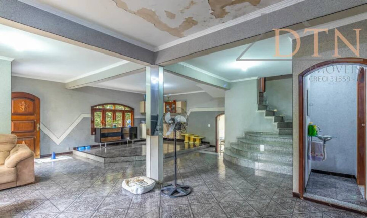 Imagem Casa com 5 Quartos à Venda, 265 m² em Vila Maria Alta - São Paulo