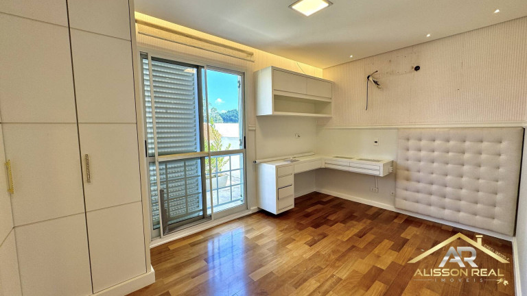 Imagem Casa de Condomínio com 4 Quartos à Venda, 330 m² em Cidade Tamboré - Santana De Parnaíba Imagem Casa de Condomínio com 4 Quartos à Venda, 330 m² em Cidade Tamboré - Santana De Parnaíba
