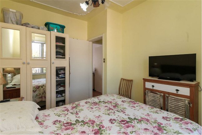 Imagem Imóvel com 2 Quartos à Venda, em Menino Deus - Porto Alegre Imagem Imóvel com 2 Quartos à Venda, em Menino Deus - Porto Alegre