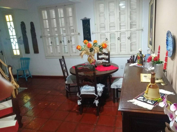 Imagem Casa com 4 Quartos à Venda, 360 m² em Itaipu - Niterói Imagem Casa com 4 Quartos à Venda, 360 m² em Itaipu - Niterói