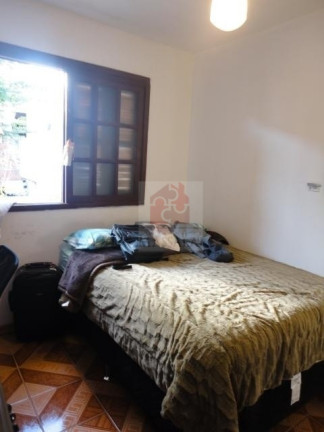 Imagem Casa com 3 Quartos à Venda, 220 m² em Santo Antônio - Porto Alegre Imagem Casa com 3 Quartos à Venda, 220 m² em Santo Antônio - Porto Alegre