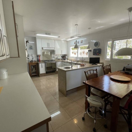 Imagem Casa com 4 Quartos à Venda, 563 m² em Alphaville Residencial Um - Barueri Imagem Casa com 4 Quartos à Venda, 563 m² em Alphaville Residencial Um - Barueri