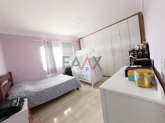 Imagem Casa com 3 Quartos à Venda, 376 m² em Centro - Guarapuava Imagem Casa com 3 Quartos à Venda, 376 m² em Centro - Guarapuava