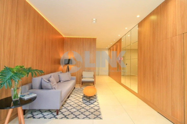 Imagem Apartamento com 3 Quartos à Venda, 88 m² em Mont Serrat - Porto Alegre Imagem Apartamento com 3 Quartos à Venda, 88 m² em Mont Serrat - Porto Alegre