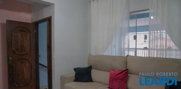 Imagem Sobrado com 4 Quartos à Venda, 246 m² em Jardim Stella - Santo André Imagem Sobrado com 4 Quartos à Venda, 246 m² em Jardim Stella - Santo André