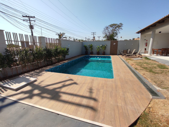 Imagem Imóvel com 
            	3             Quartos à Venda, 131 m² em 
            	Sitios Santa Luzia             - 
            	Aparecida De Goiania            