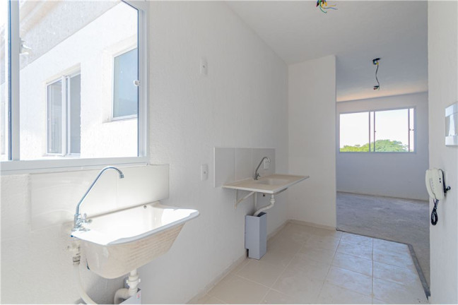 Imagem Imóvel com 2 Quartos à Venda, em Rio Branco - Canoas Imagem Imóvel com 2 Quartos à Venda, em Rio Branco - Canoas