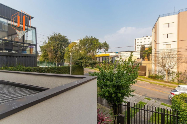 Imagem Casa com 5 Quartos à Venda, 370 m² em Ahú - Curitiba Imagem Casa com 5 Quartos à Venda, 370 m² em Ahú - Curitiba