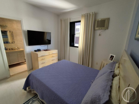 Imagem Apartamento com 3 Quartos à Venda, 214 m² em Gonzaga - Santos