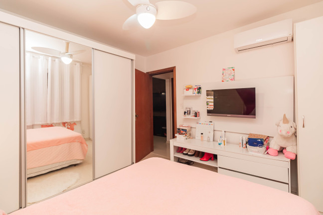 Imagem Imóvel com 2 Quartos à Venda, 81 m² em Petrópolis - Porto Alegre