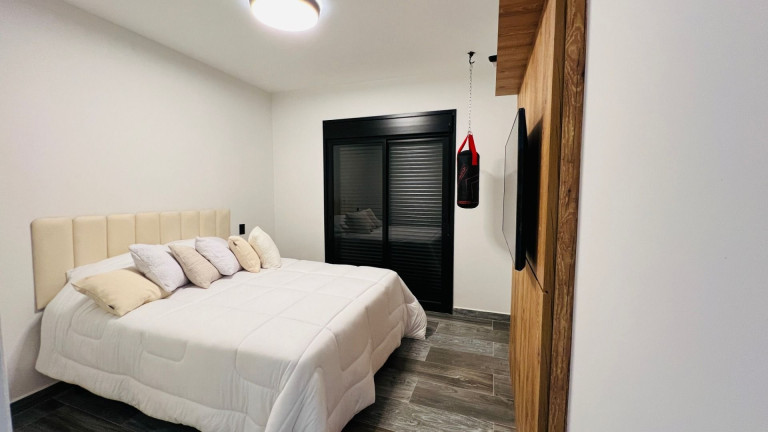 Imagem Imóvel com 4 Quartos à Venda, em Riviera - Bertioga Imagem Imóvel com 4 Quartos à Venda, em Riviera - Bertioga