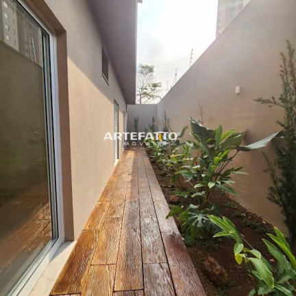 Imagem Casa com 4 Quartos à Venda, 244 m² Imagem Casa com 4 Quartos à Venda, 244 m²