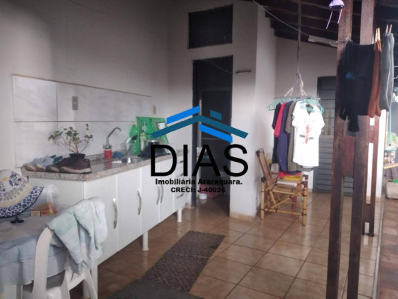 Imagem Casa com 3 Quartos à Venda, 161 m² em Centro - Araraquara Imagem Casa com 3 Quartos à Venda, 161 m² em Centro - Araraquara