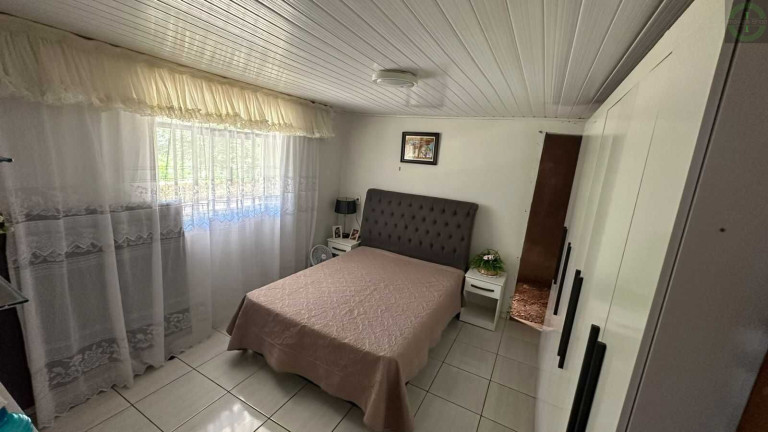 Imagem Casa com 3 Quartos à Venda, 130 m² em Contorno - Ponta Grossa Imagem Casa com 3 Quartos à Venda, 130 m² em Contorno - Ponta Grossa