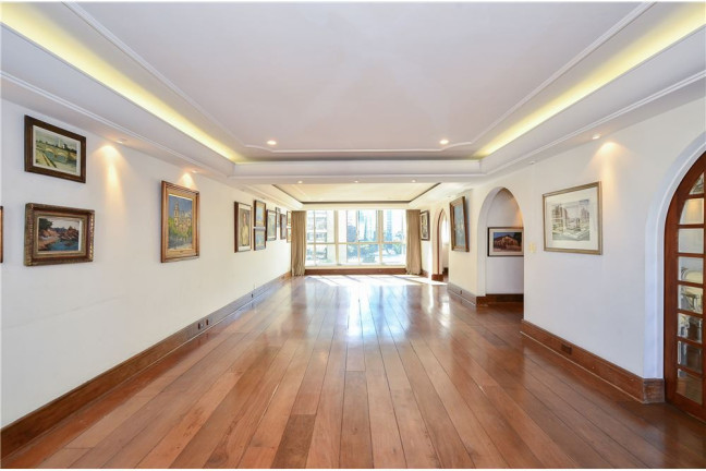 Apartamento com 3 Quartos à Venda, 256 m² em Cerqueira César - São Paulo