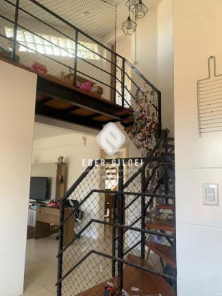 Imagem Sobrado com 2 Quartos à Venda, 165 m² em Laranjal - Pelotas Imagem Sobrado com 2 Quartos à Venda, 165 m² em Laranjal - Pelotas