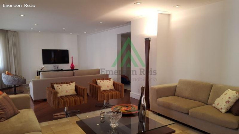 Imagem Casa com 5 Quartos à Venda, 275 m² em Campo Belo - São Paulo