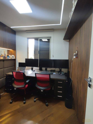 Imagem Apartamento com 3 Quartos à Venda, 110 m² em Funcionários - Belo Horizonte Imagem Apartamento com 3 Quartos à Venda, 110 m² em Funcionários - Belo Horizonte