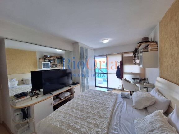 Imagem Apartamento com 4 Quartos à Venda, 144 m² em Barra Da Tijuca - Rio De Janeiro