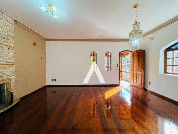 Imagem Casa com 4 Quartos à Venda, 398 m² em Vale Do Paraíso - Teresópolis Imagem Casa com 4 Quartos à Venda, 398 m² em Vale Do Paraíso - Teresópolis