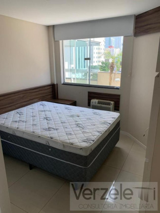 Imagem Apartamento com 3 Quartos para Alugar, 170 m² em Centro - Balneário Camboriú