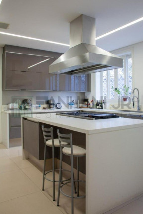 Imagem Casa com 4 Quartos à Venda, 700 m² em Jardim Europa - São Paulo Imagem Casa com 4 Quartos à Venda, 700 m² em Jardim Europa - São Paulo