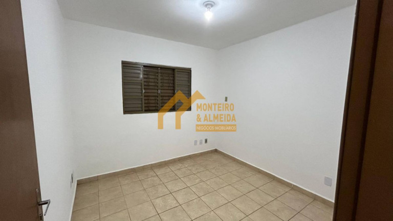 Imagem Casa com 6 Quartos à Venda, em Centro - Itapetininga Imagem Casa com 6 Quartos à Venda, em Centro - Itapetininga