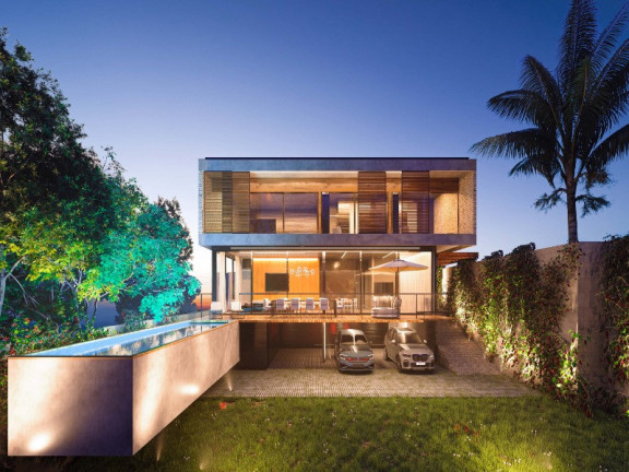 Sobrado à Venda, 298 m² em Praia Do Estaleiro - Balneário Camboriú