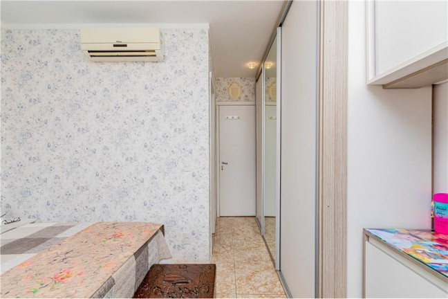 Imagem Casa com 2 Quartos à Venda, 108 m² em Lomba Do Pinheiro - Porto Alegre Imagem Casa com 2 Quartos à Venda, 108 m² em Lomba Do Pinheiro - Porto Alegre
