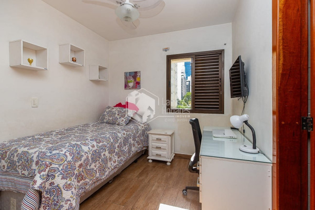 Imagem Apartamento com 3 Quartos à Venda, 95 m² em Moema - São Paulo Imagem Apartamento com 3 Quartos à Venda, 95 m² em Moema - São Paulo