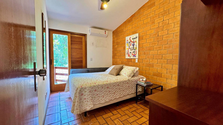 Imagem Casa com 3 Quartos à Venda, 130 m² em Riviera De São Lourenço - Bertioga Imagem Casa com 3 Quartos à Venda, 130 m² em Riviera De São Lourenço - Bertioga